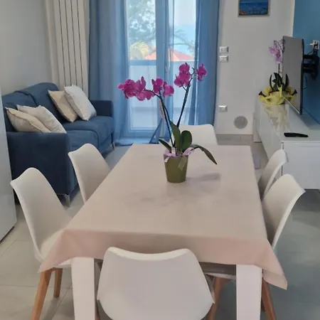 Apartman Yolo *